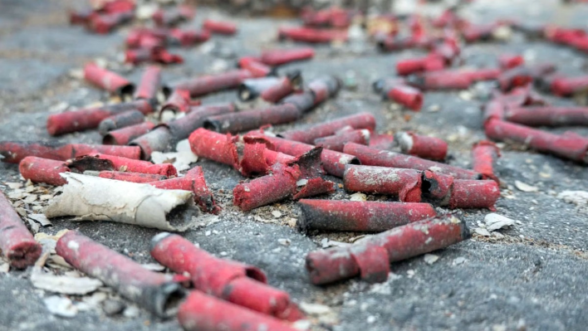 Raccoglie botto inesploso, 13enne perde quattro dita - 