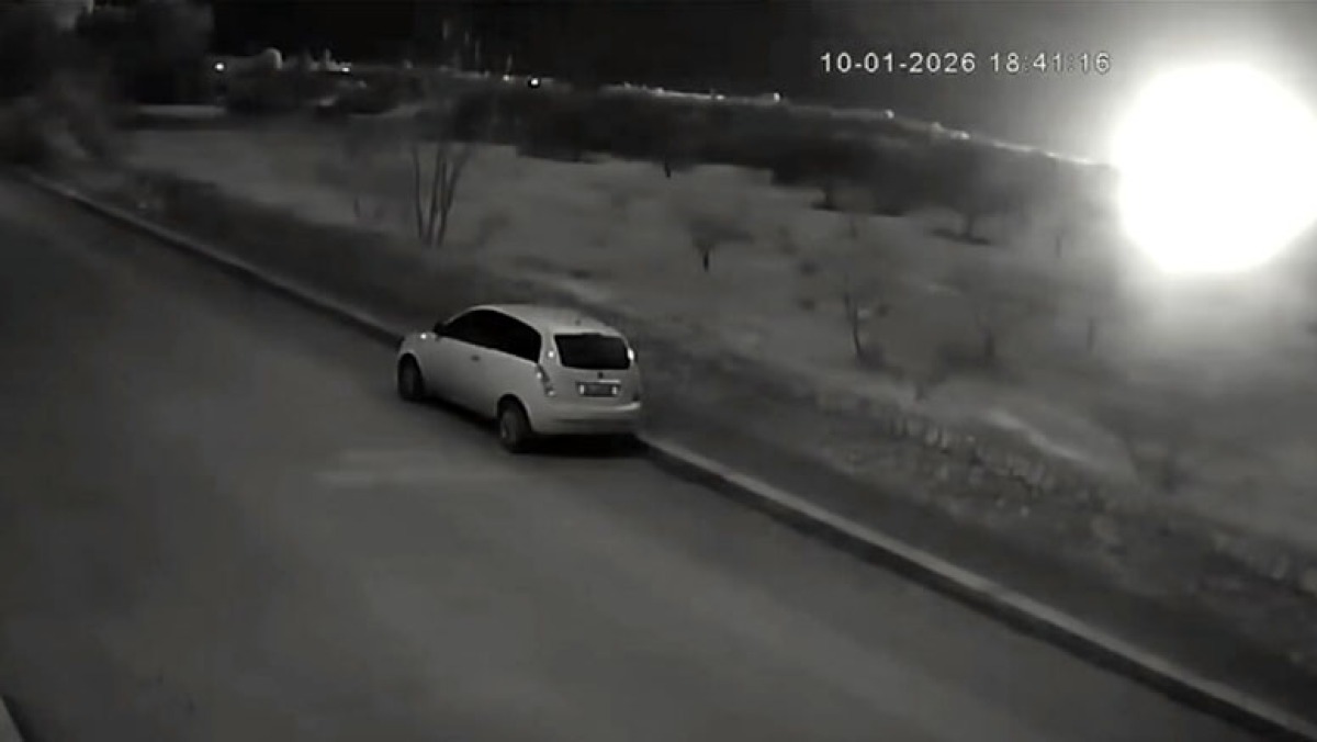 Bagliore e boato, ipotesi meteorite sul Sud Italia - 