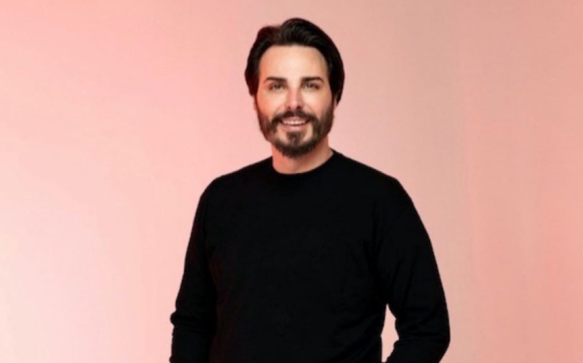 Tony Colombo al secondo posto della classifica Fimi con l’album “Predestinato”  - 