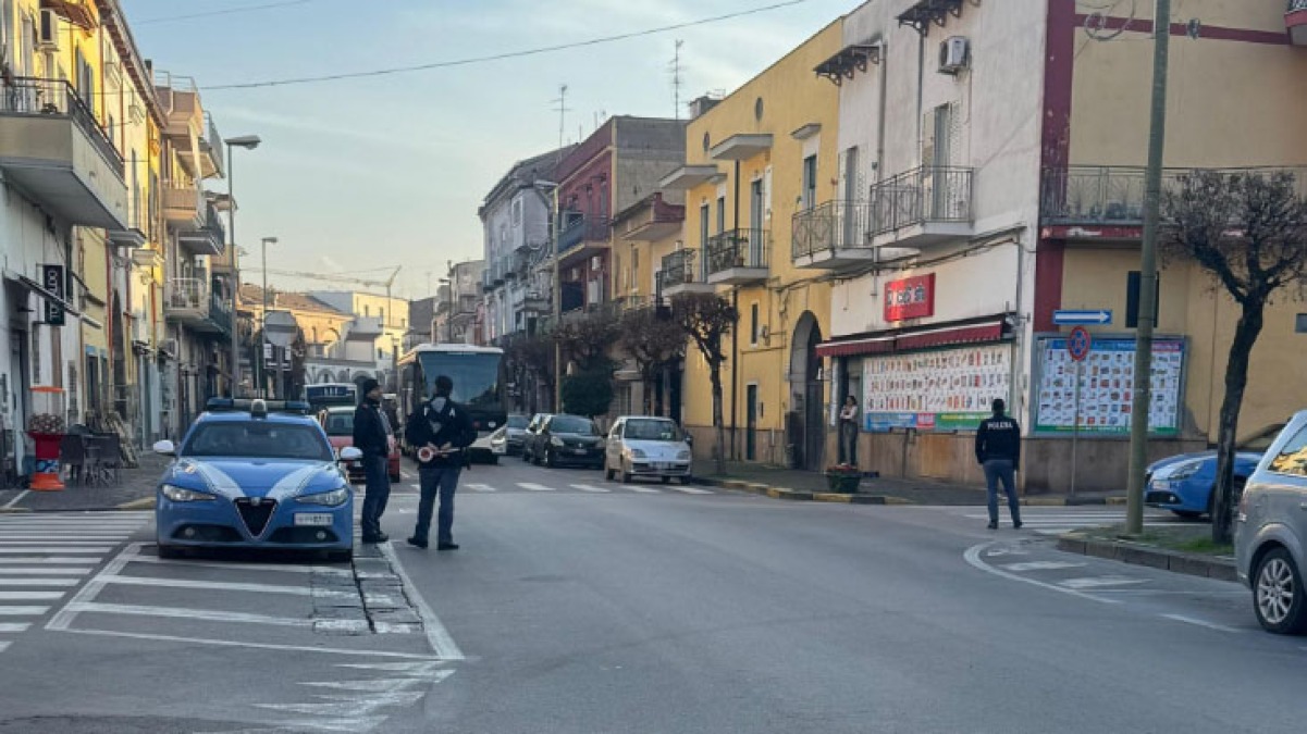 Tre zone rosse a Pomigliano, partita l'operazione - 