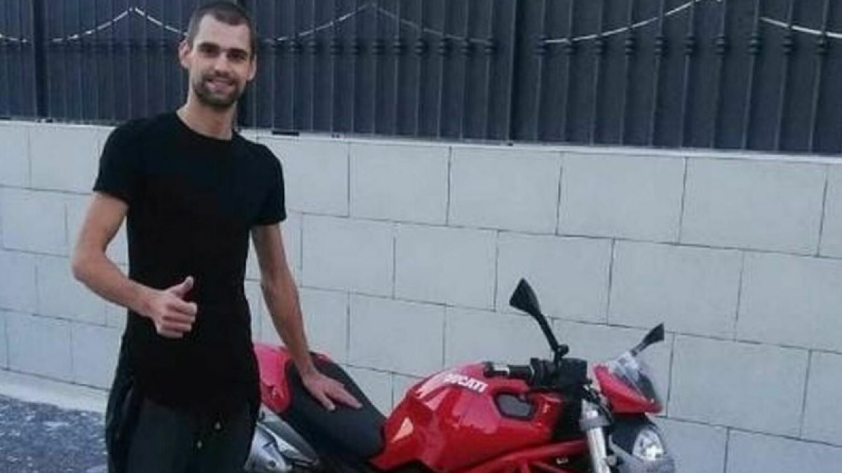 Muore nello schianto, aveva 31 anni - 