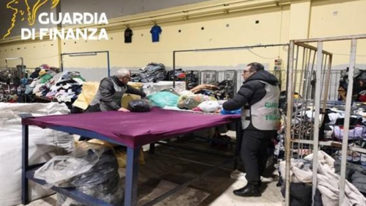 Terra dei Fuochi, sigilli ad azienda di Somma Vesuviana - 