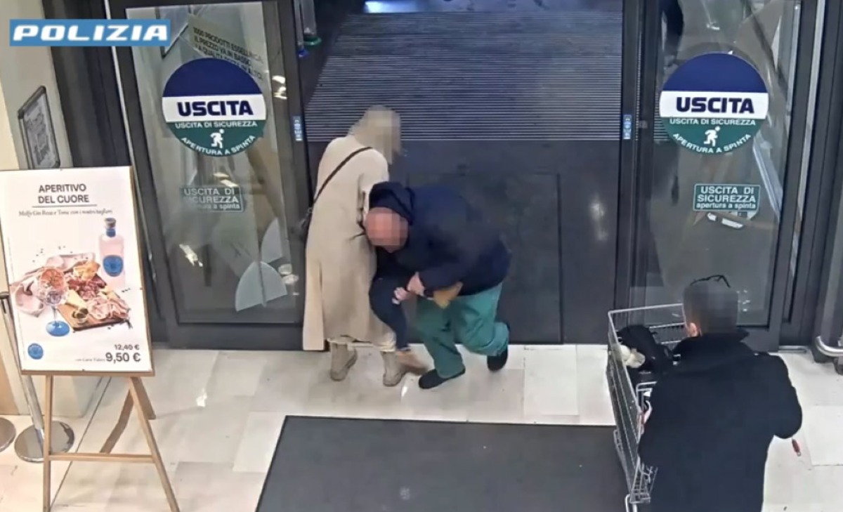Prova a rapire una bimba al supermercato - 
