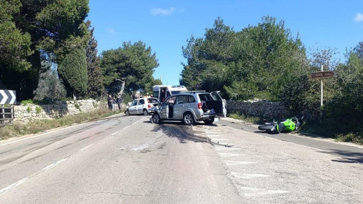 Tremendo schianto: un morto e due feriti - 