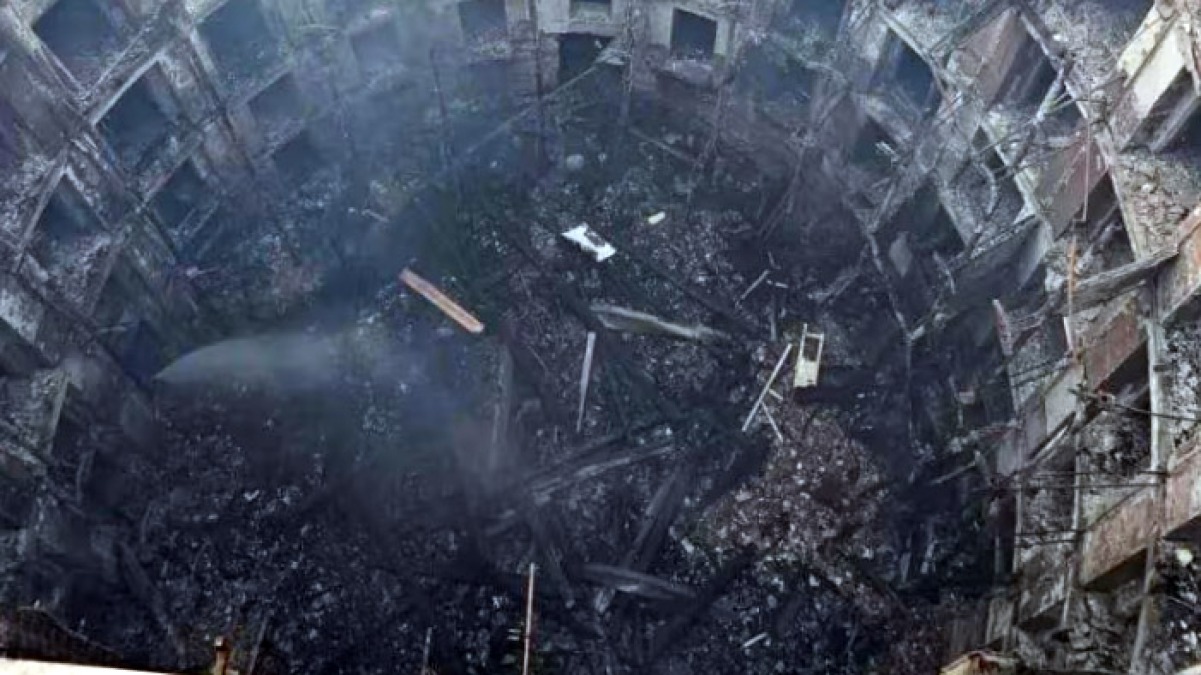 Lo Stato acquista il Teatro Sannazaro per ricostruirlo - 