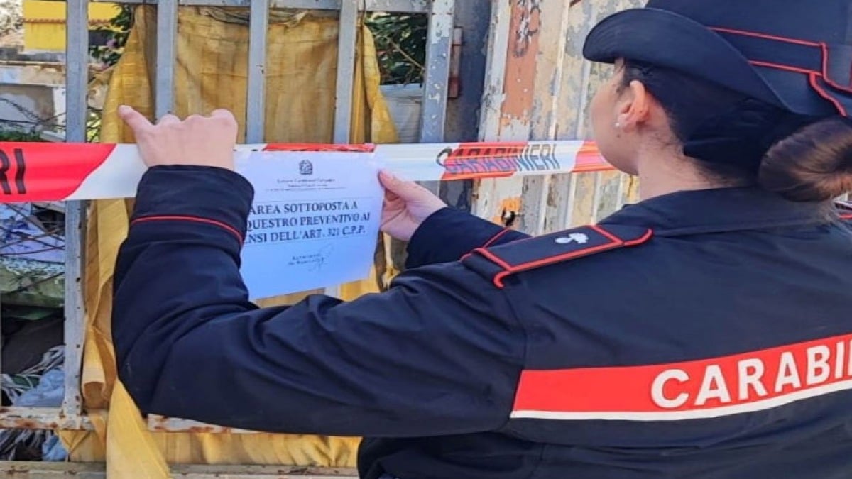 Terra dei Fuochi, sigilli a proprietà con rifiuti speciali - 