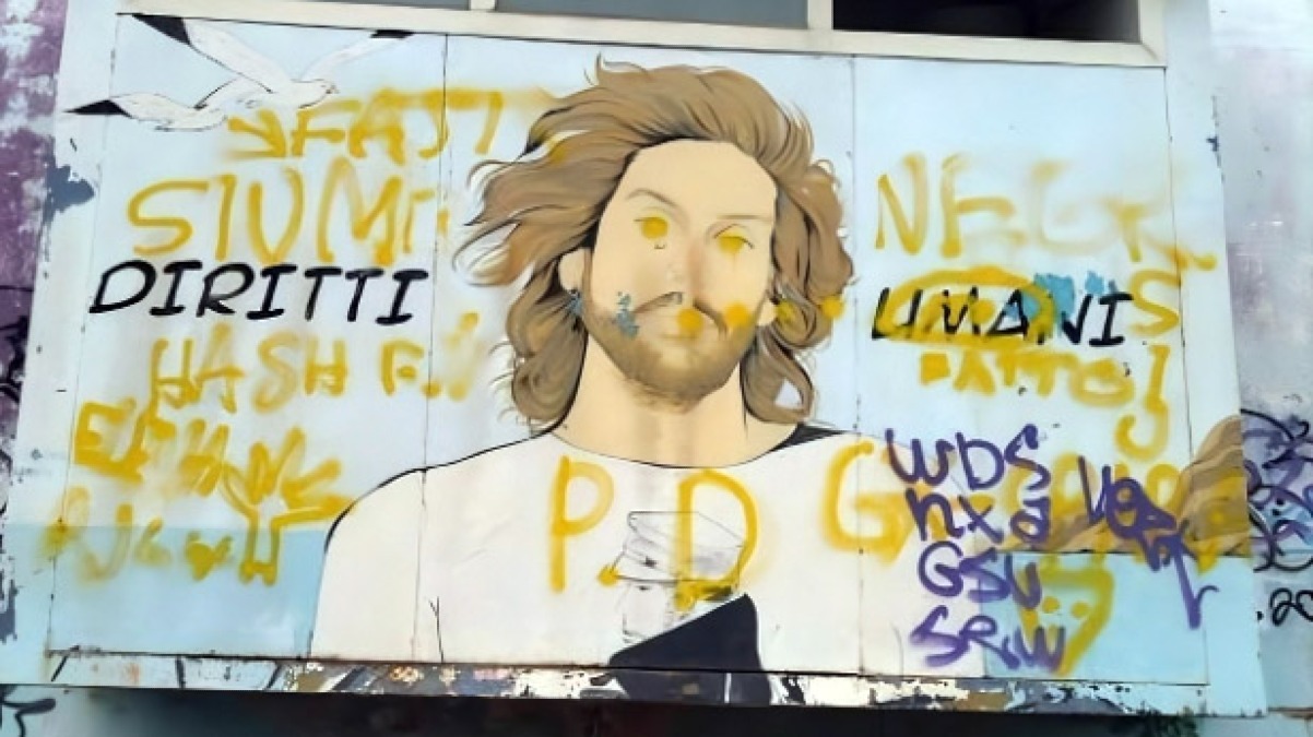 Vandalizzato il murale per Mario Paciolla - 