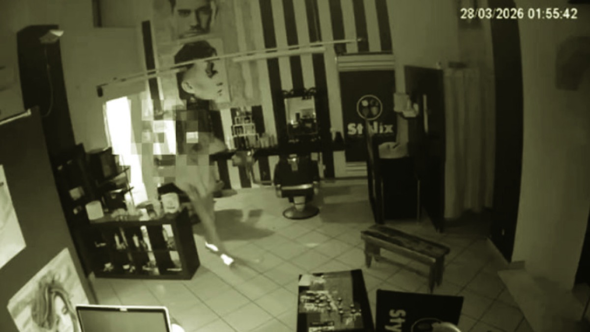 Furto con scasso nella notte nel salone del parrucchiere - 