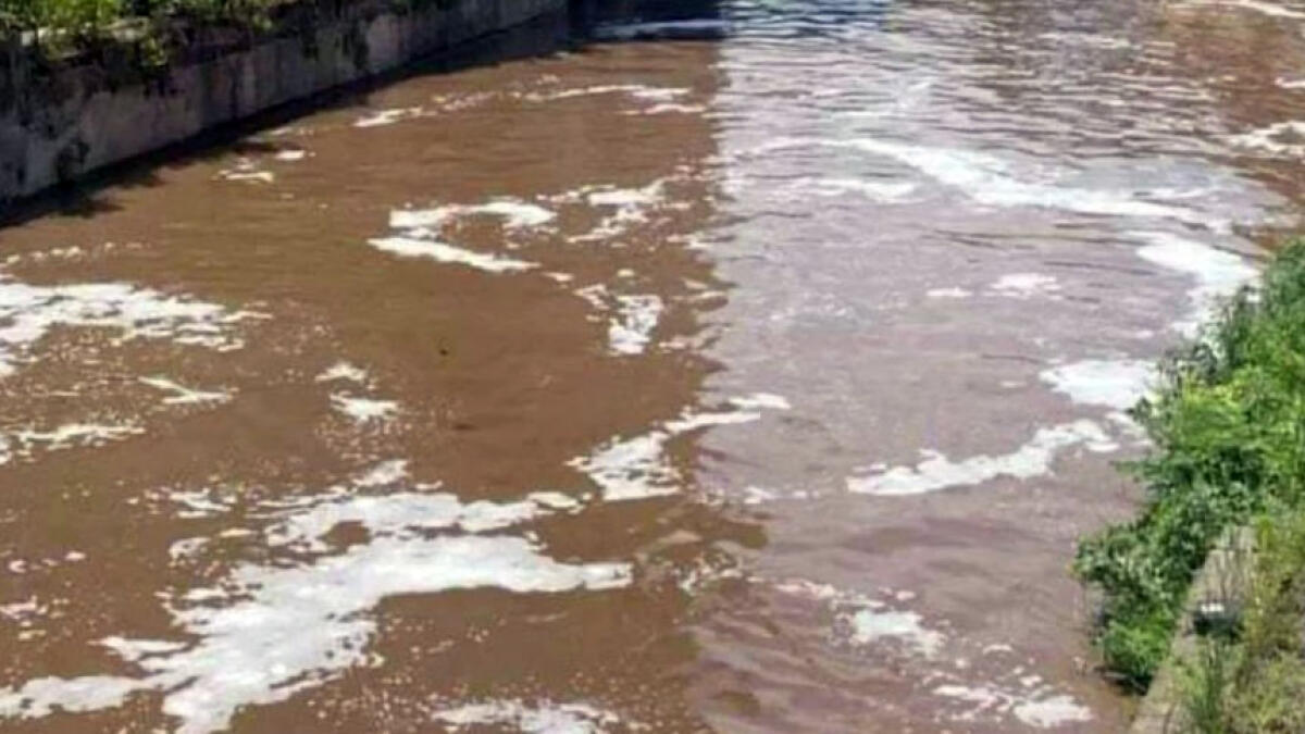 Solventi e vernici, cantiere inquinava il Fiume Sarno - 