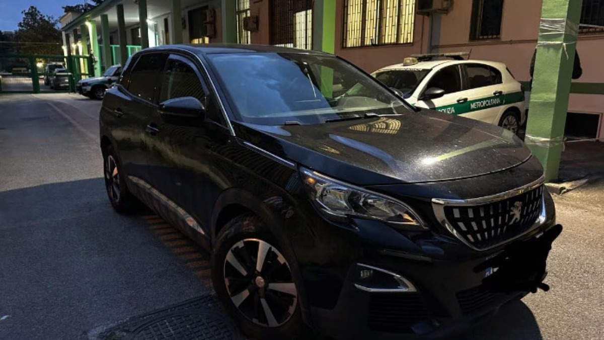 Auto rubata circolava con targa e telaio falsificati