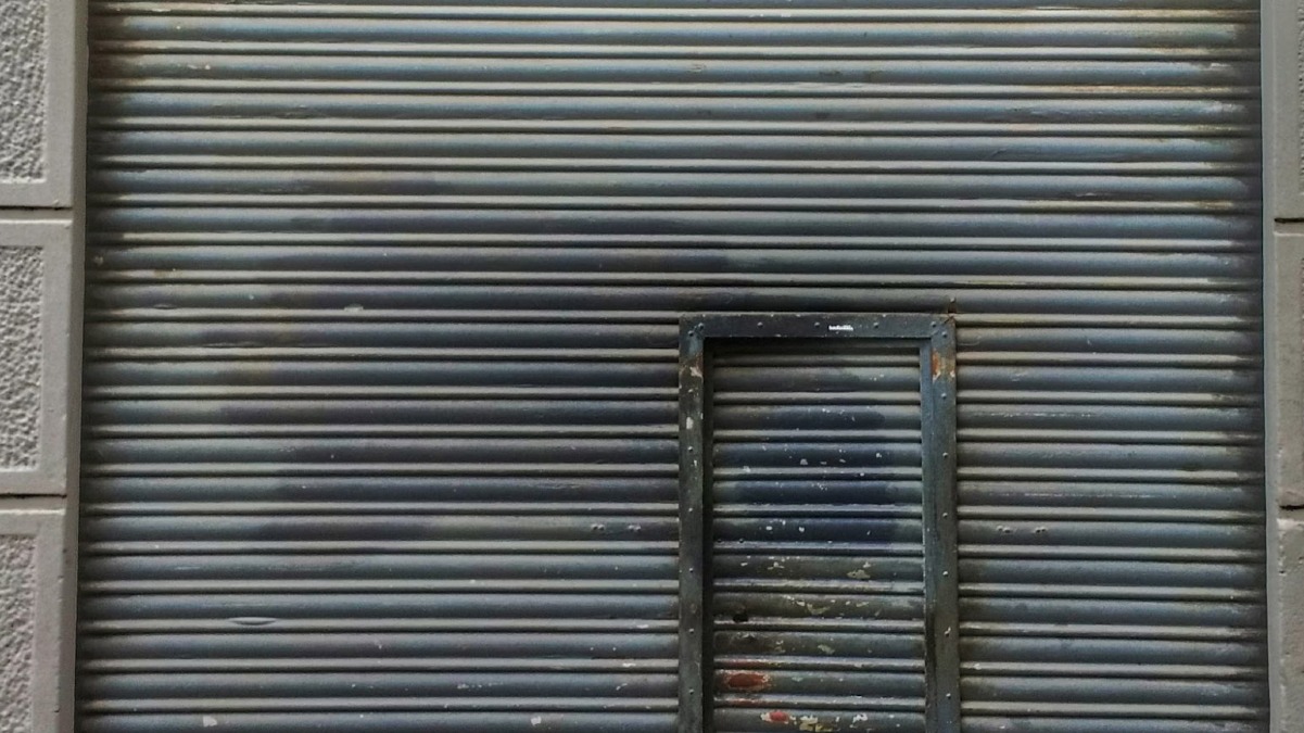 Chiusi 15mila negozi in un anno