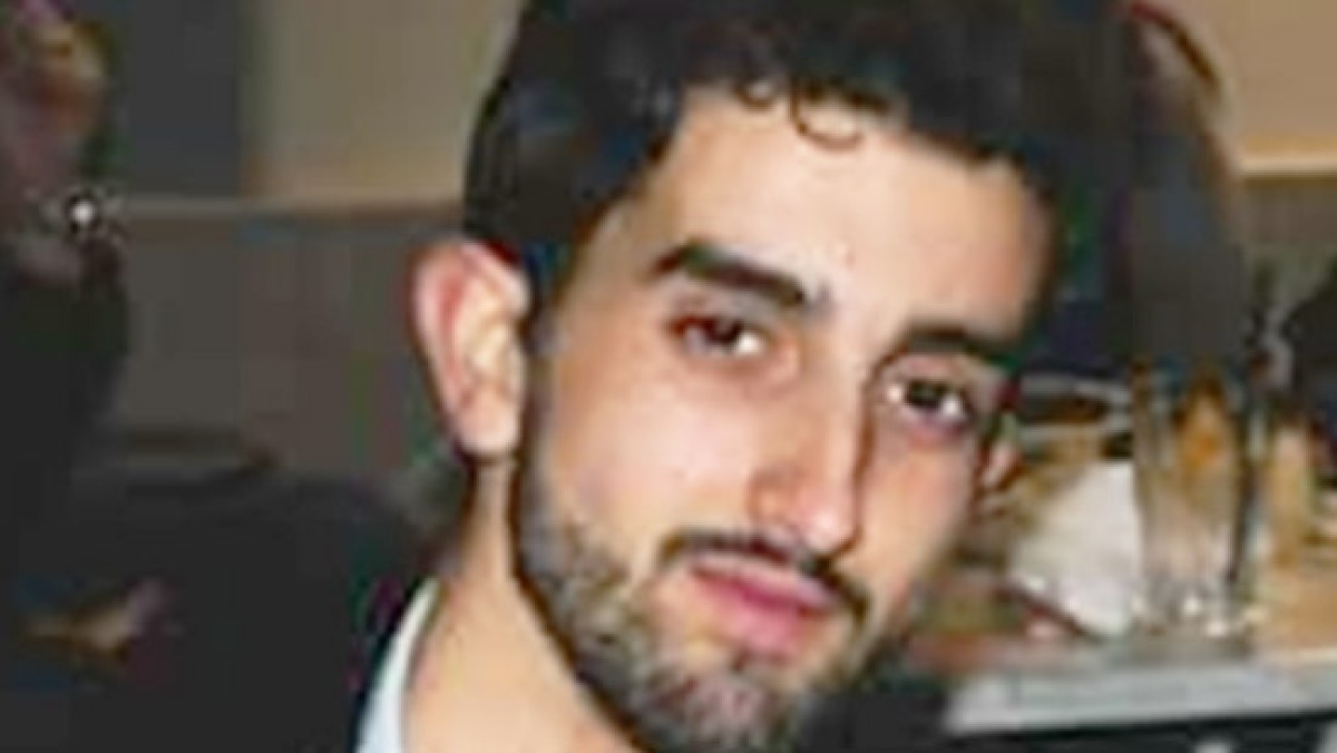 Si scontra con un'auto, Agostino muore a 30 anni - 