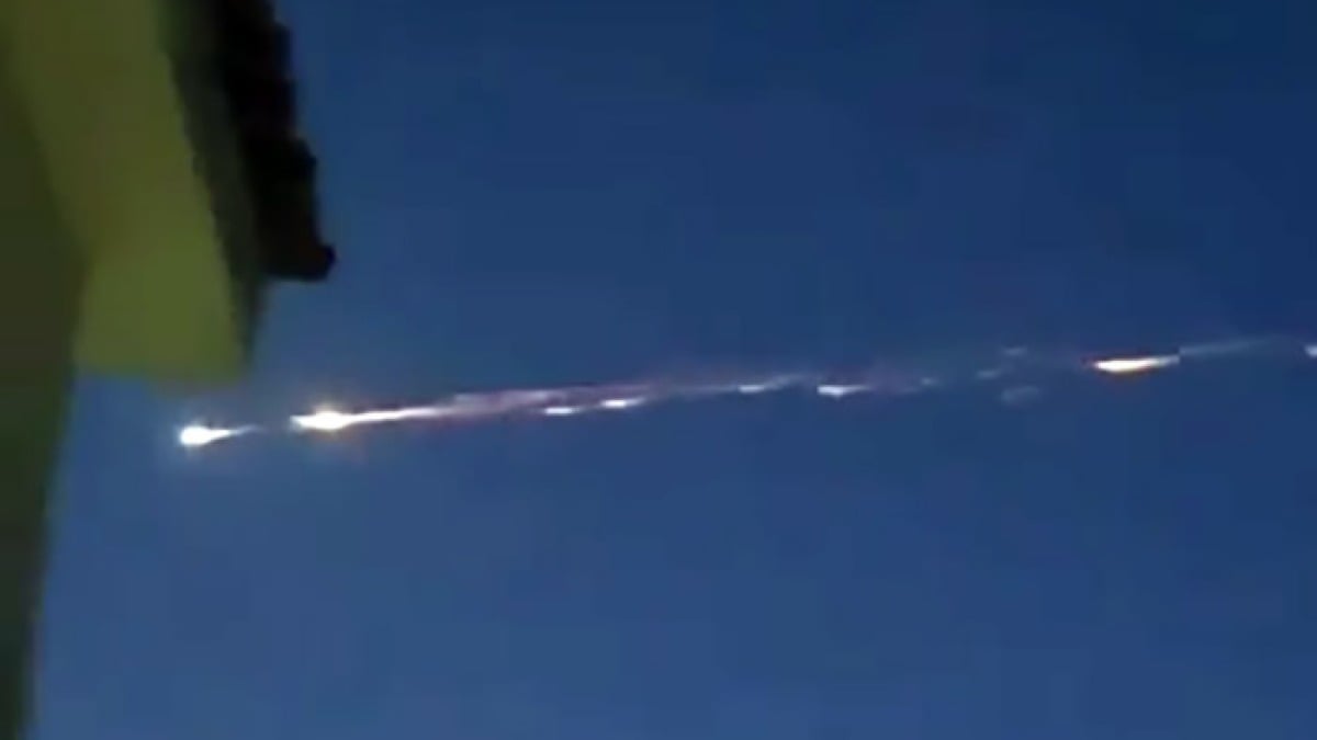 Scia luminosa e boato, misterioso avvistamento in Campania - 