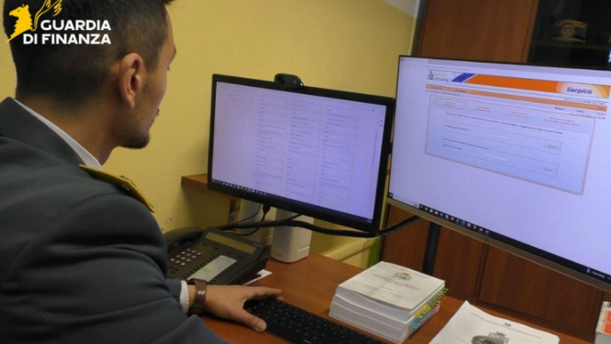 Maxi-frode da 200 milioni partita da Napoli e provincia