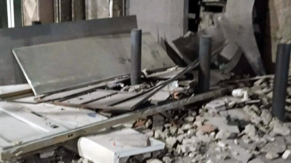 Tre esplosioni una dietro l'altra, notte di paura nel Nolano - 