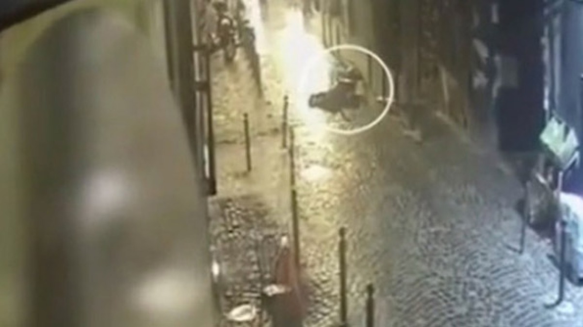 Raid contro ristoratrice e clienti, 6 camorristi arrestati