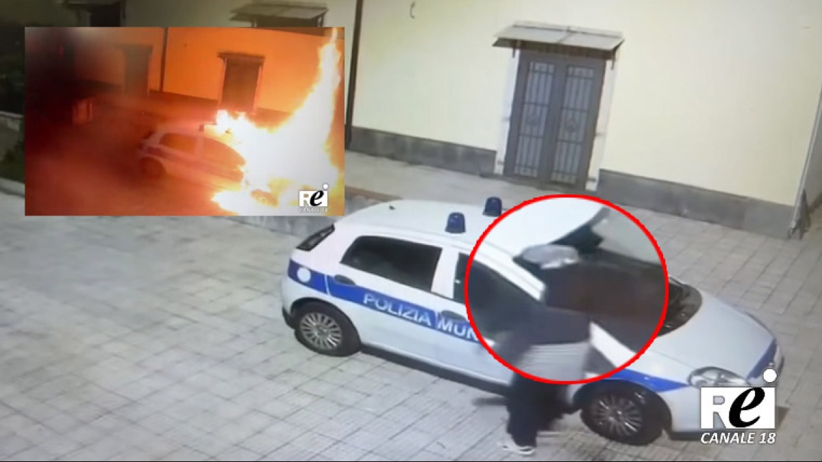 Brucia l'auto dei vigili con la benzina e scappa
