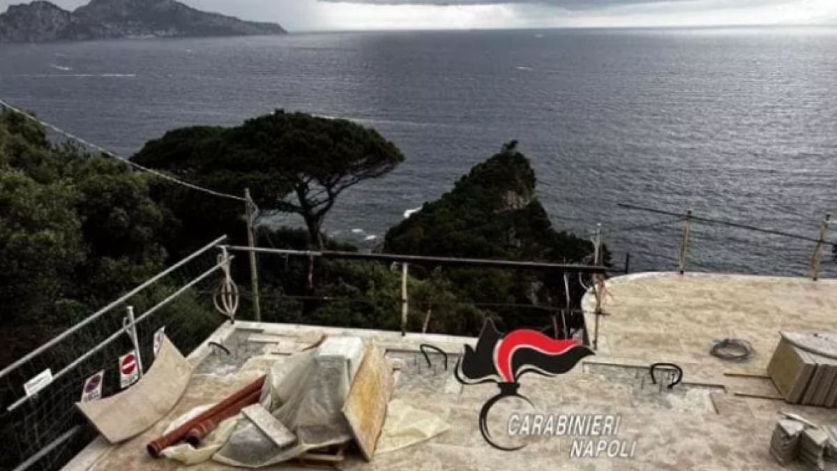 Sequestrato cantiere in Costiera: è della villa di Sting - 