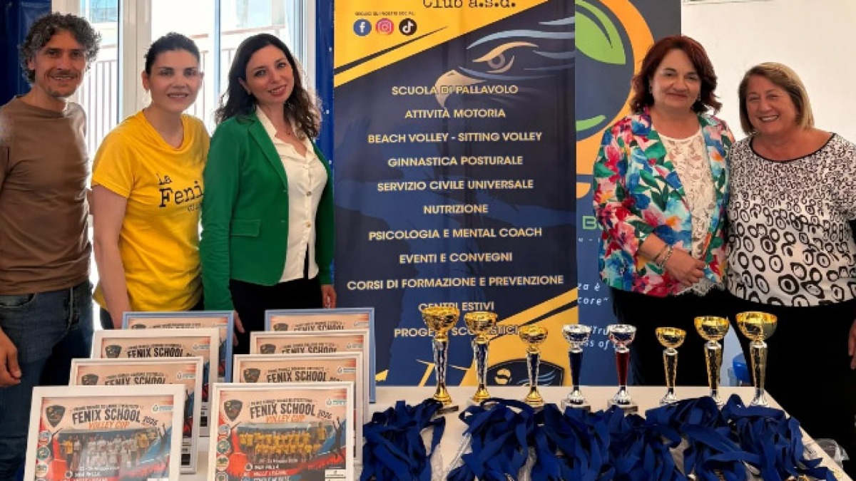 Entusiasmo e fair play a Poggiomarino, successo per la prima “Fenix School Volley Cup” - 