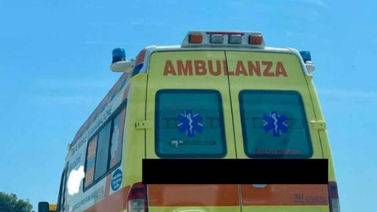 Scoperta ambulanza con la targa clonata - 
