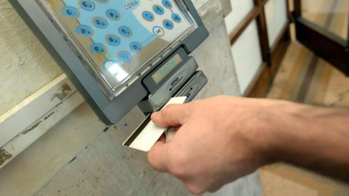 Furbetti del cartellino all'Asl, beccati in sei - 
