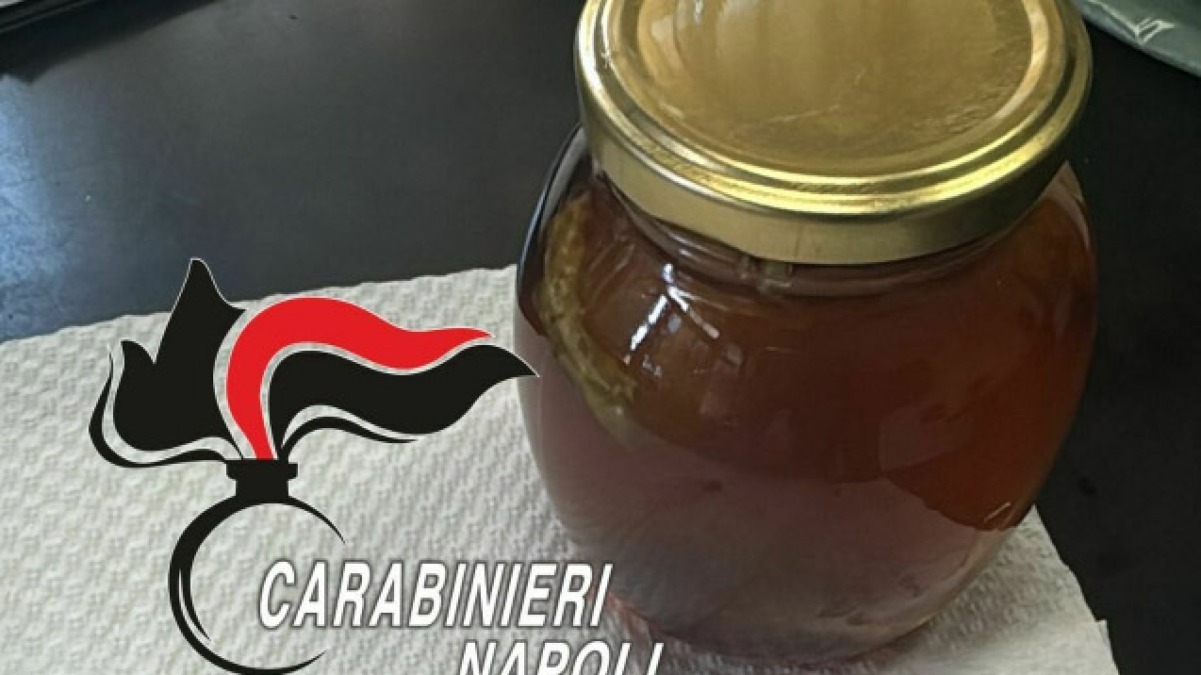 Mangiano "miele da sballo", tre ragazzi rischiano la vita - 