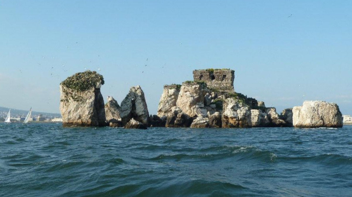 Messo in vendita lo scoglio di Rovigliano - 