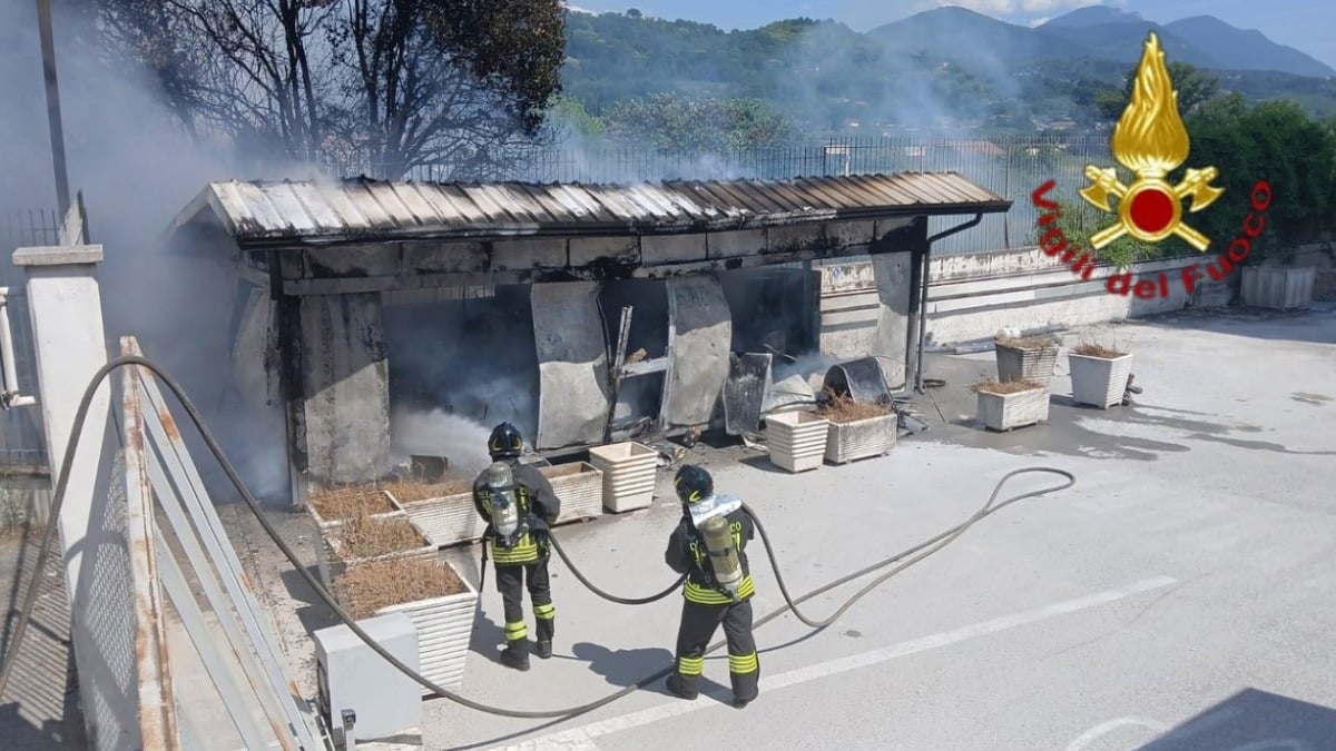 Prende fuoco stabilimenti di calcestruzzi - 