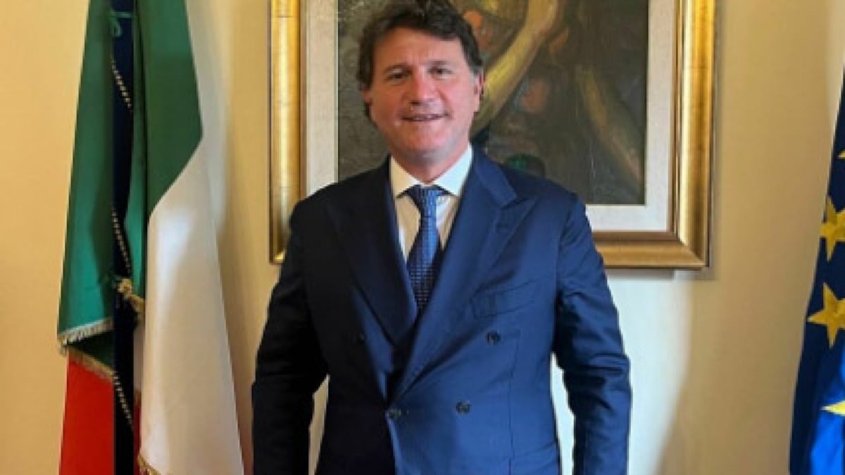 Senatore accusato di violenza sessuale: sarebbe avvenuta nel suo ufficio - 