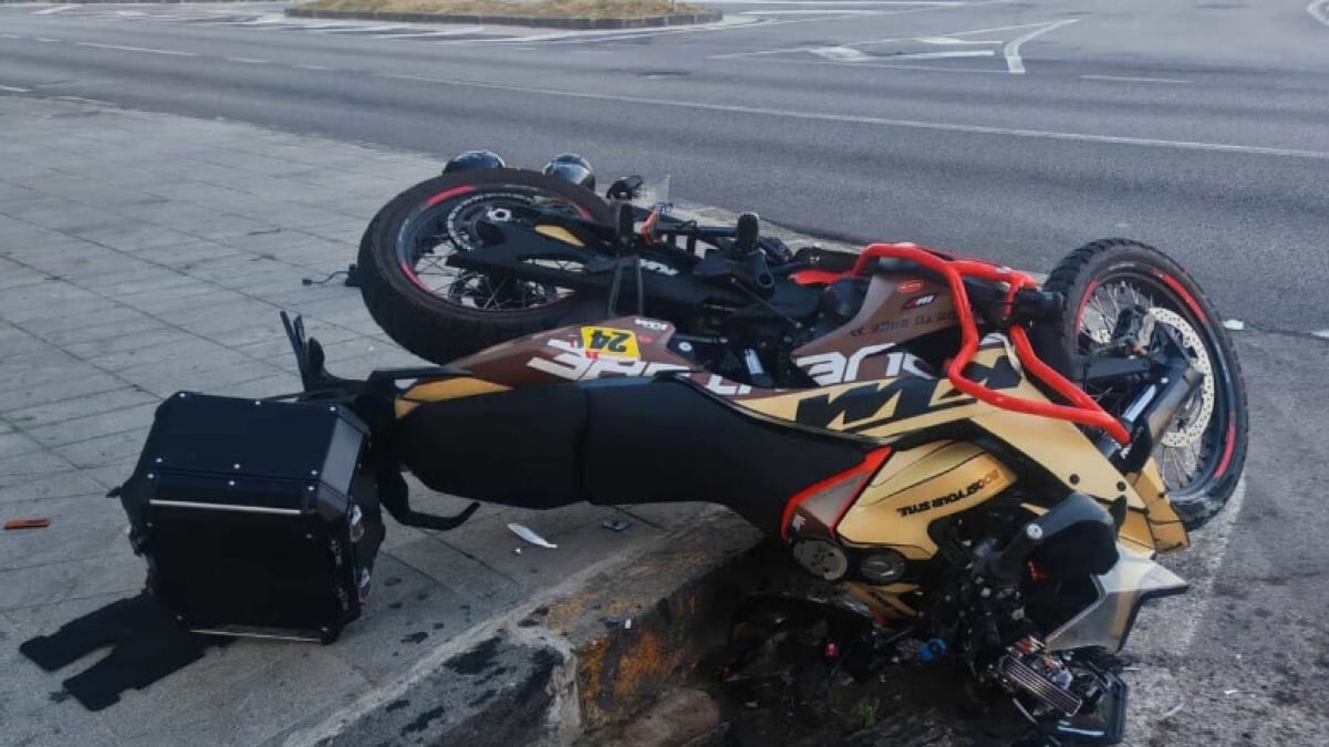 Schianto contro un'auto, grave giovane coppia - 