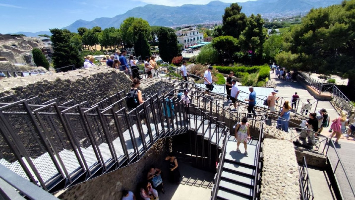 Pompei, ecco la scala esterna all'Antiquarium - 