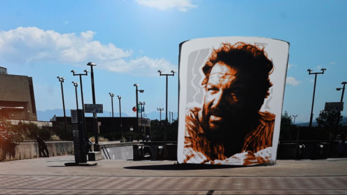 Ecco come sarà il murale di Bud Spencer al Centro Direzionale - 