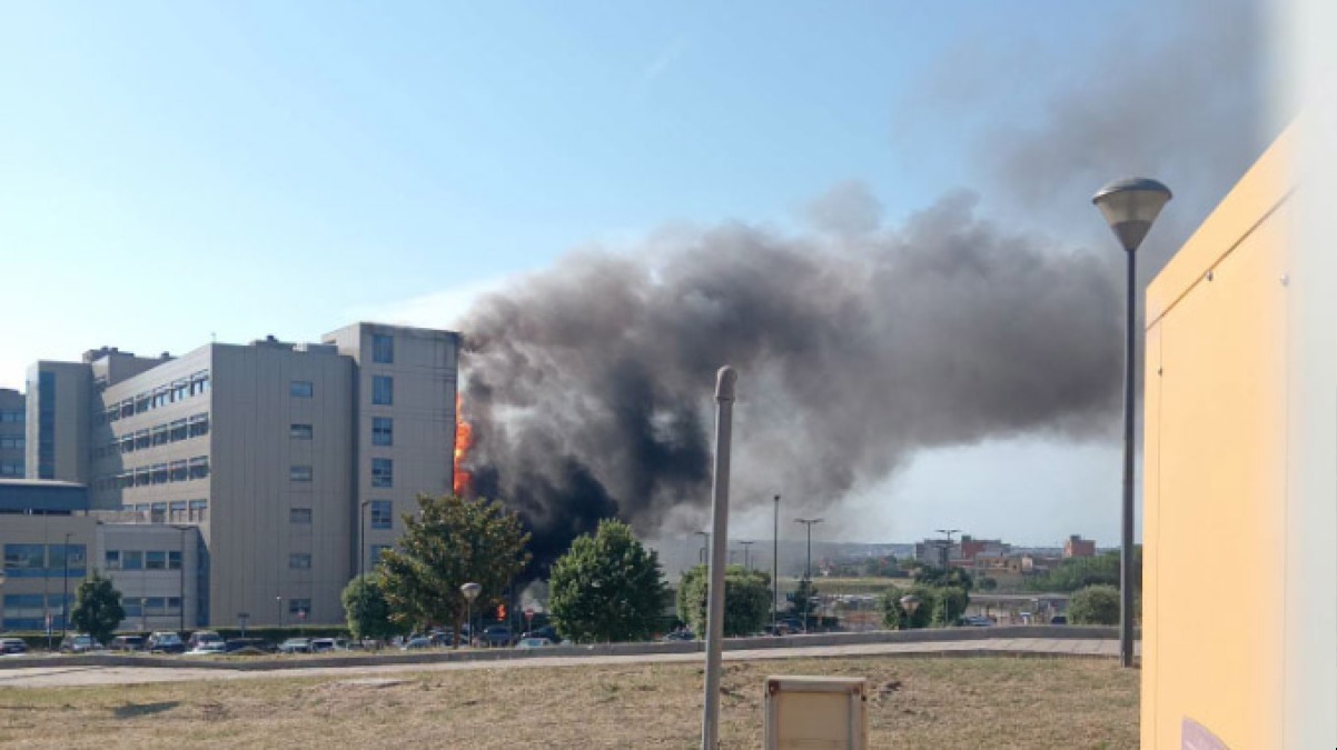 Incidente domato all'Ospedale del Mare, nessun ferito - 