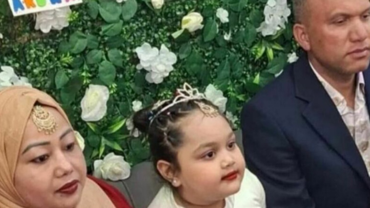 Famiglia bengalese sterminata da un amico di famiglia - 
