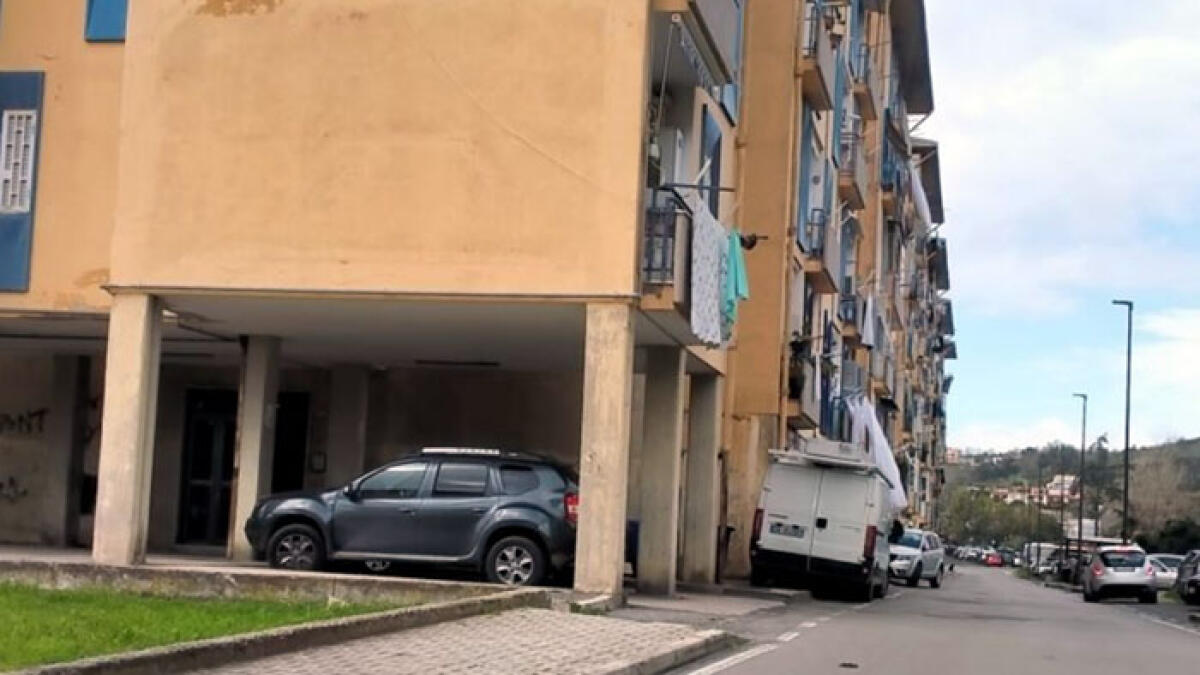 Pomigliano sgombera gli abusivi dalle case popolari - 