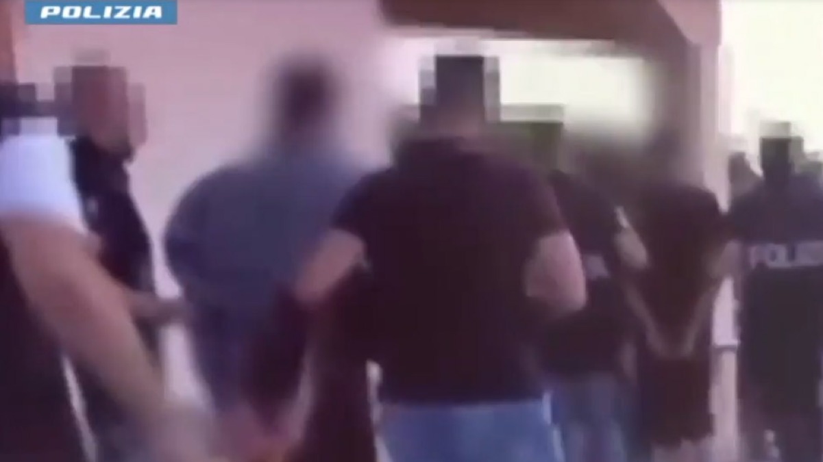 Sparatoria con tre minorenni coinvolti - 