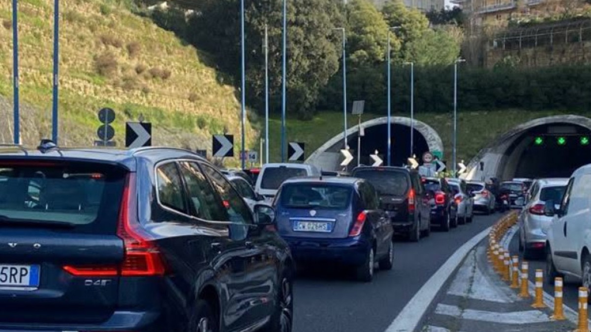 Tangenziale, caos lavori e pedaggi - 