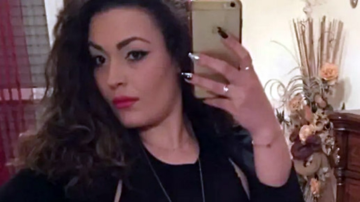 Luigia uccisa a coltellate dall'ex compagno - 