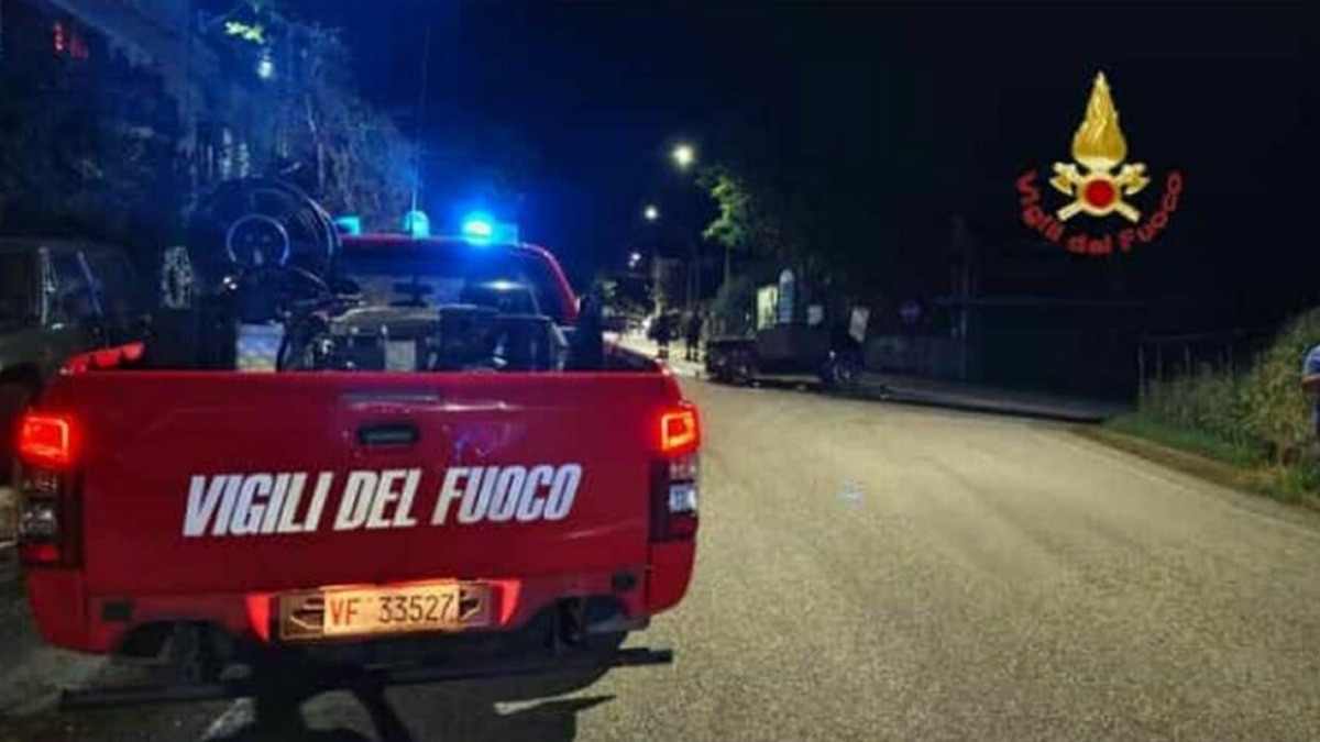 Auto si ribalta, muore 26enne - 