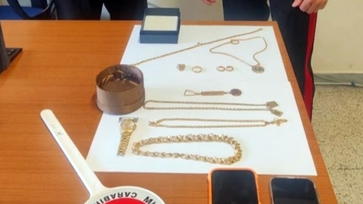 Raggira anziana e le porta via 70mila euro - 
