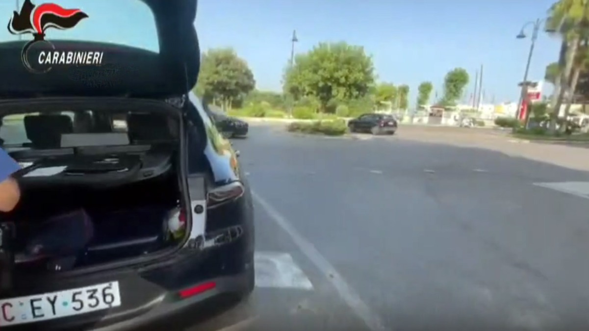 Traffico di cocaina da Napoli alle località di vacanza, 6 arresti - 