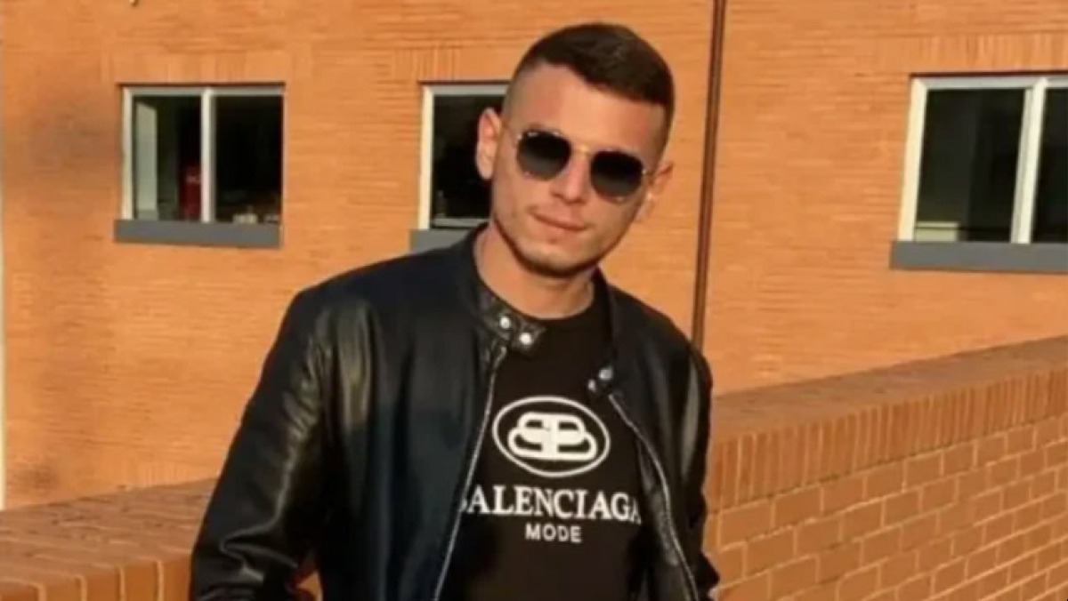 Carmine muore a 27 anni nel parcheggio della discoteca - 
