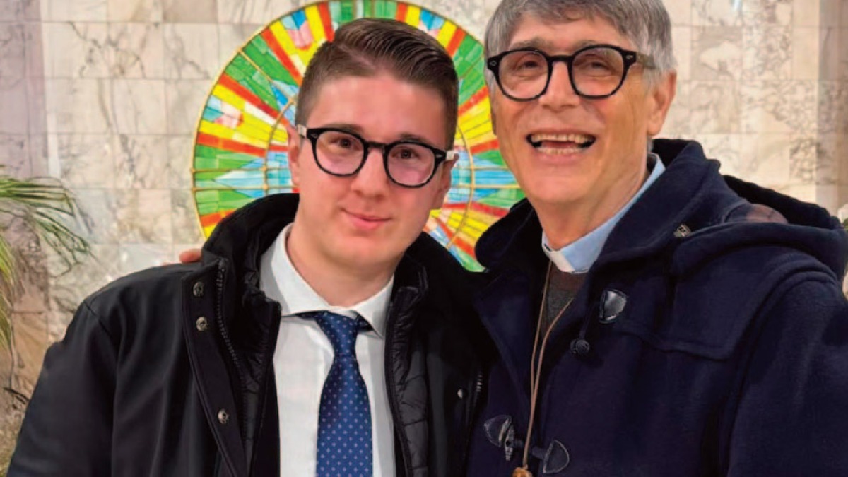 Raid al cronista amico di Don Patriciello: avrebbe fatto tutto da solo - 