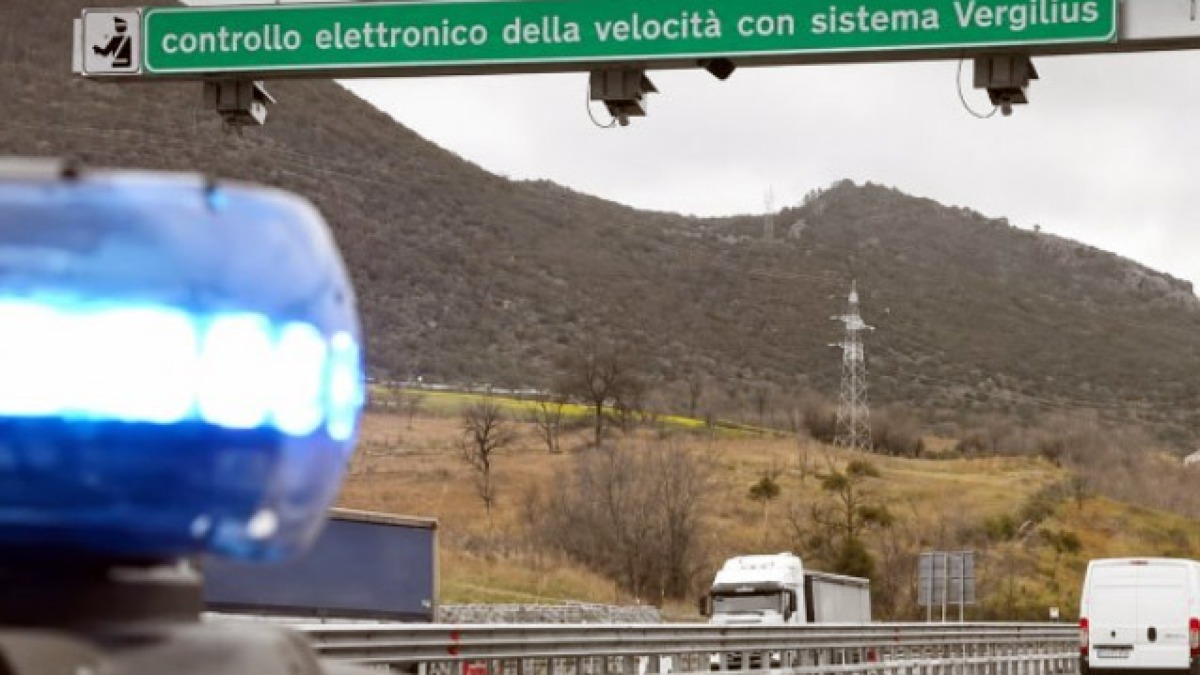 Vergilius Plus in Campania: ora sarà quasi impossibile correre in auto senza multe - 
