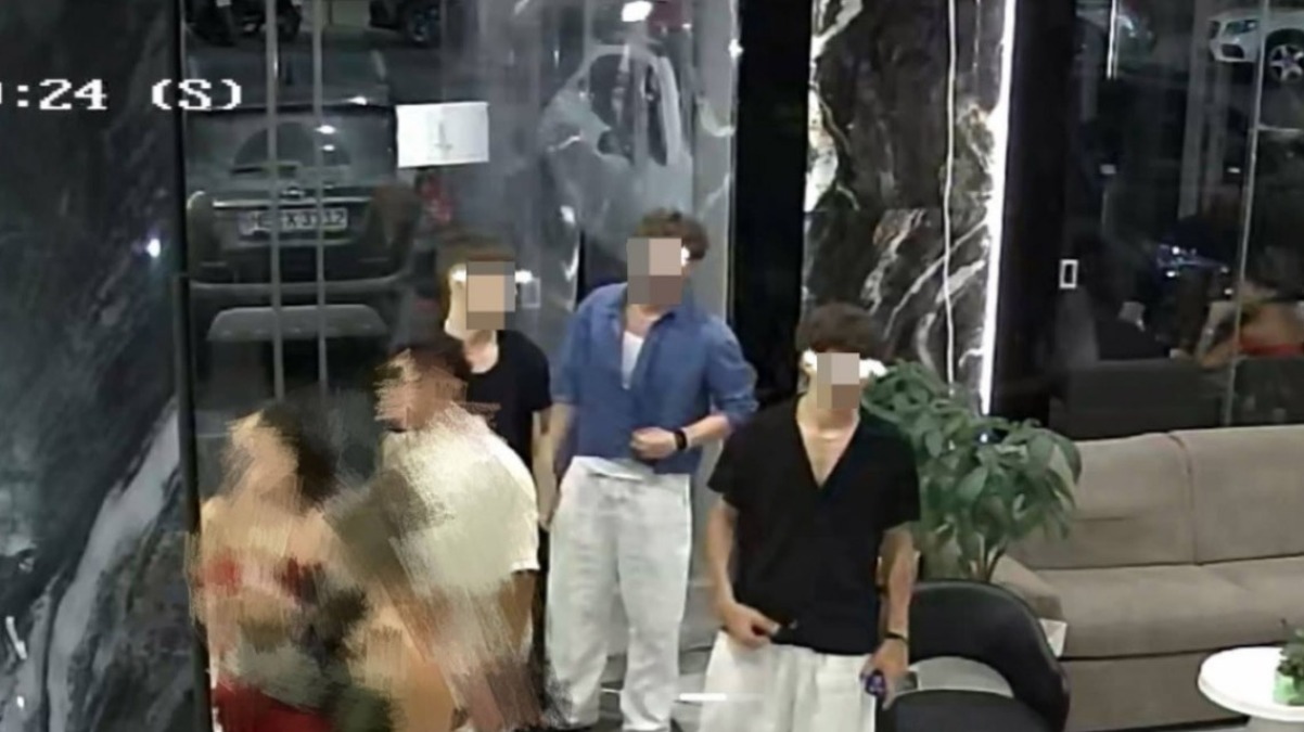 Vanno via senza pagare, il ristorante pubblica le foto - 