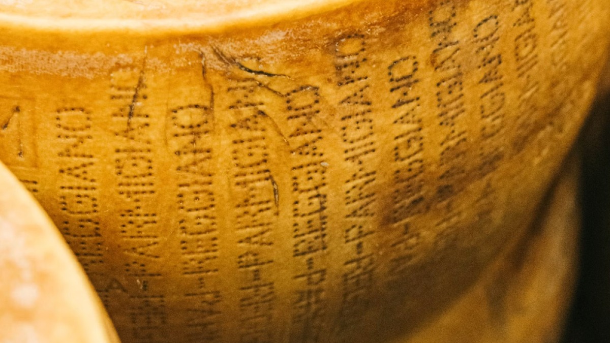 rubano-6mila-euro-di-parmigiano-dal-supermercato-il-fatto-vesuviano