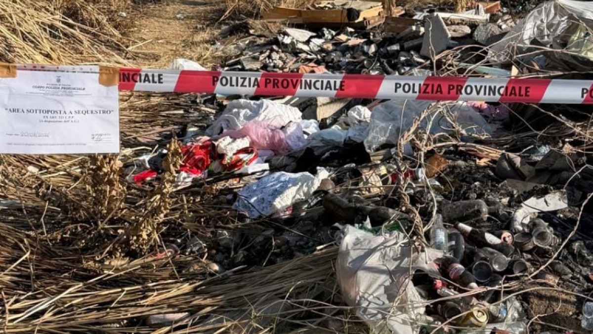Bruciati i rifiuti tossici, è allarme ambientale - 