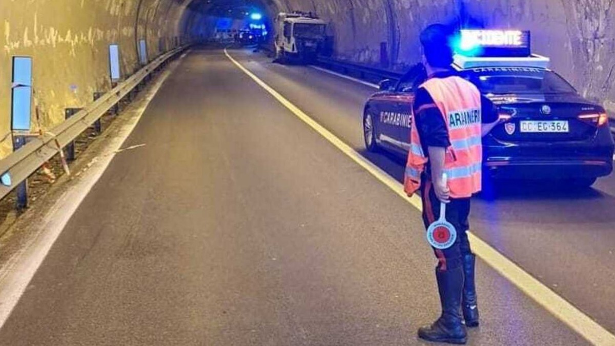 Si schianta in gallerie sulla Statale 7Bis e muore - 