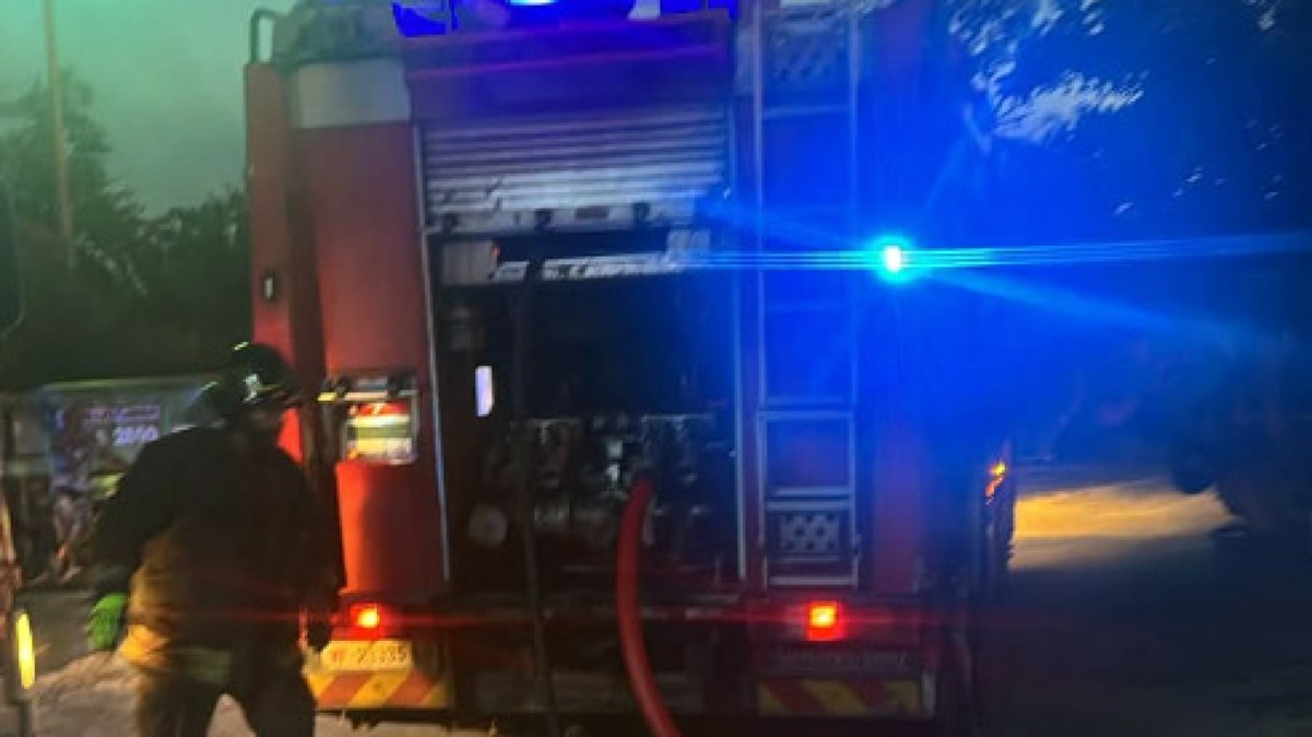  Incendio a Ottaviano, scuole chiuse e mascherine - 