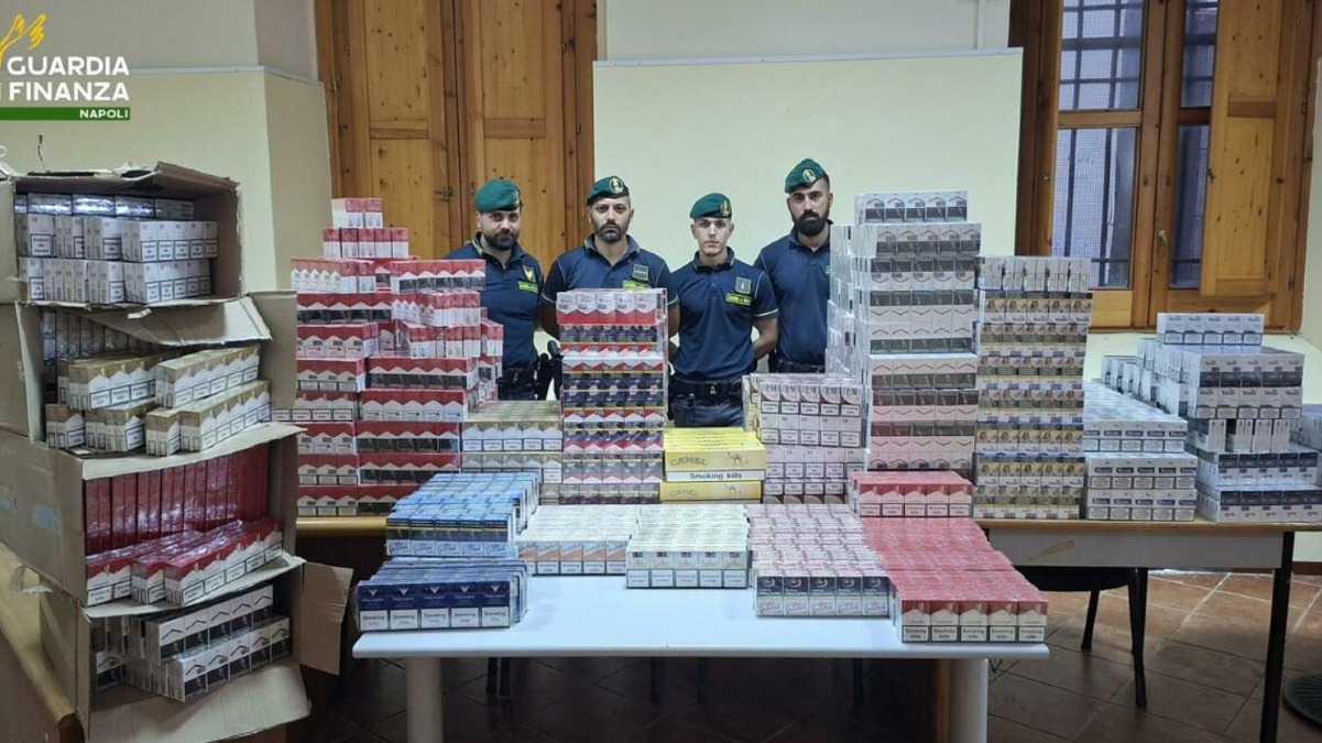 Scafati, sequestrata mezza tonnellata di sigarette di contrabbando - 